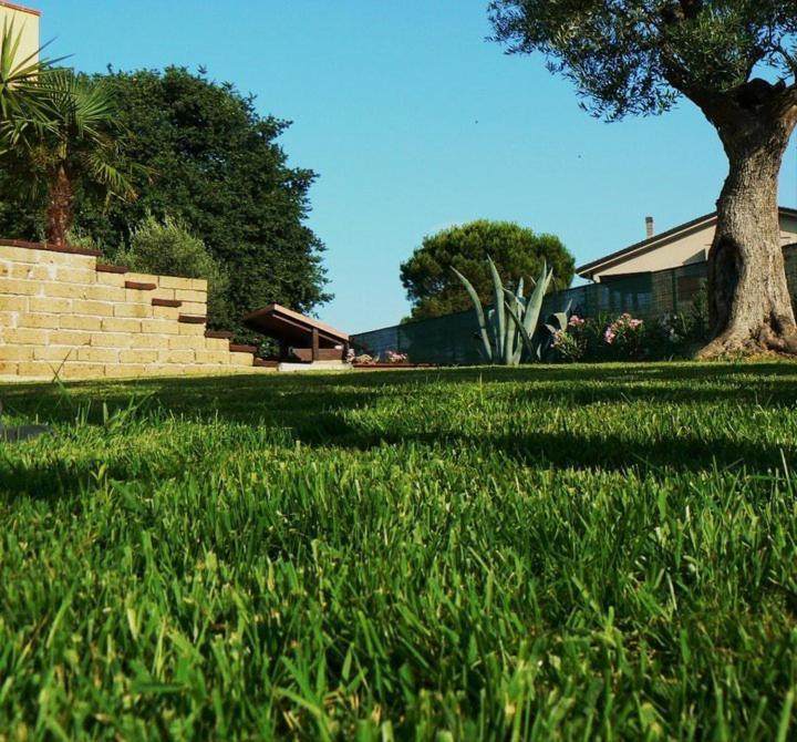 Antigua B&B ปอร์โต โปเตนซา ปีเชนา ภายนอก รูปภาพ