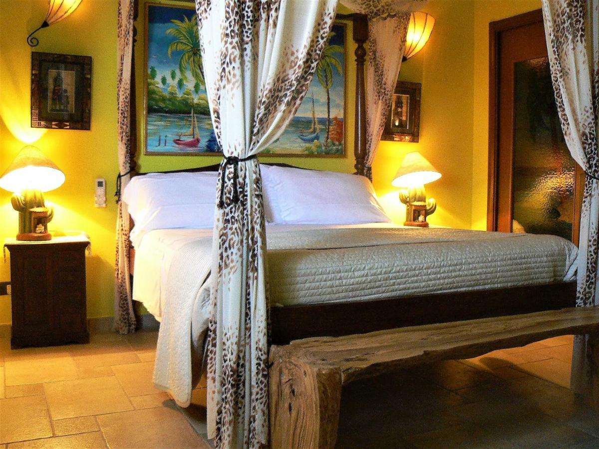 Antigua B&B ปอร์โต โปเตนซา ปีเชนา ภายนอก รูปภาพ